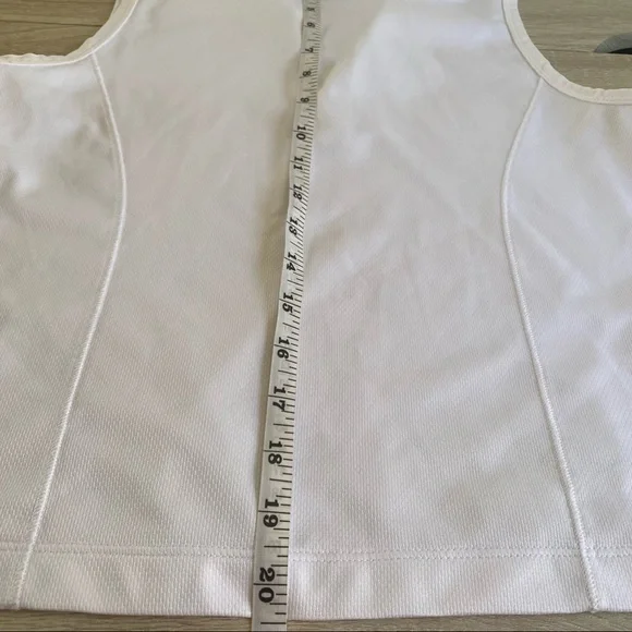 Vintage Nike Womens White Sleeveless Collar Crop Style Top Size Small - Picture 5 of 6